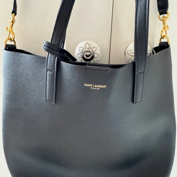 AUTHENTIC SAINT  LAURENT TOY TOTE/ BLACK LIKE NEW - Picture 2 of 8